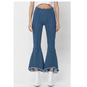 Cello Jeans High Rise Frayed Raw Edge‎ Crop Flare Jeans Comfort Elastic Waist S